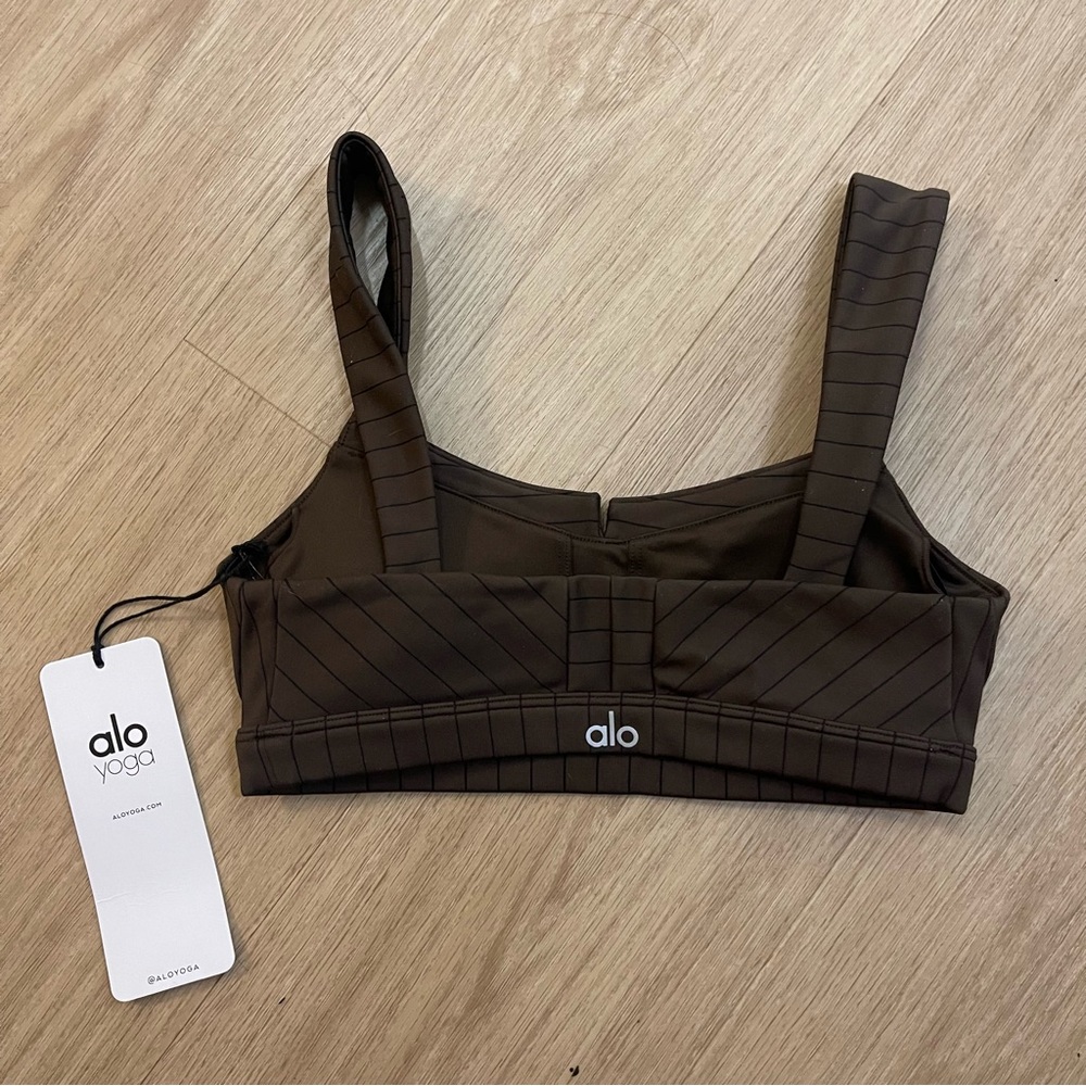 ALO Yoga | NWT! SET🚨 High Waist Pinstripe Flare Legging+ Jacquard Captivate Bra - Picture 7 of 7